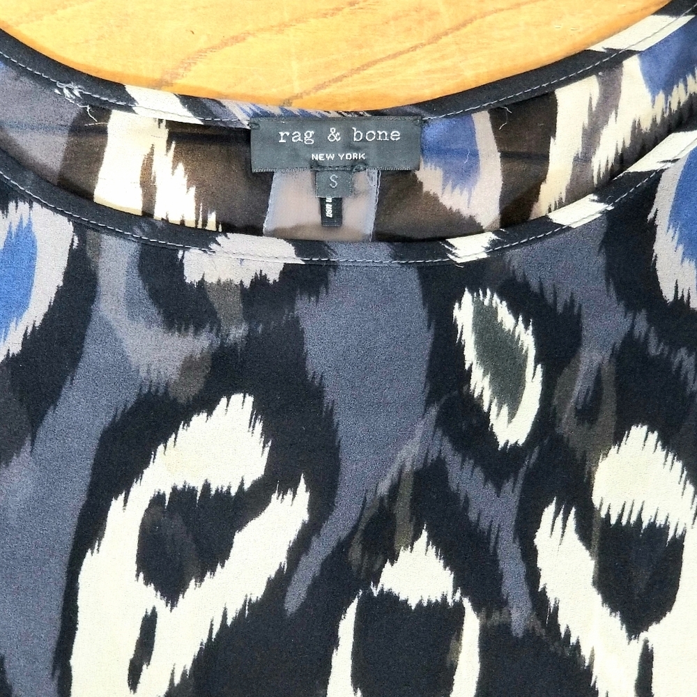 RAG & BONE silk semi-sheer Paisley top - Picture 7 of 9